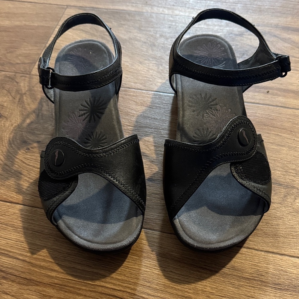 Dansko Black Adjustable Slingback Comfort Sandals